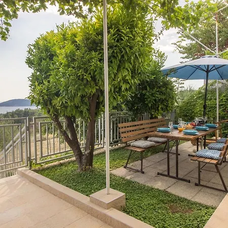 Dom wakacyjny Mediterranean House - Forest Marjan Split